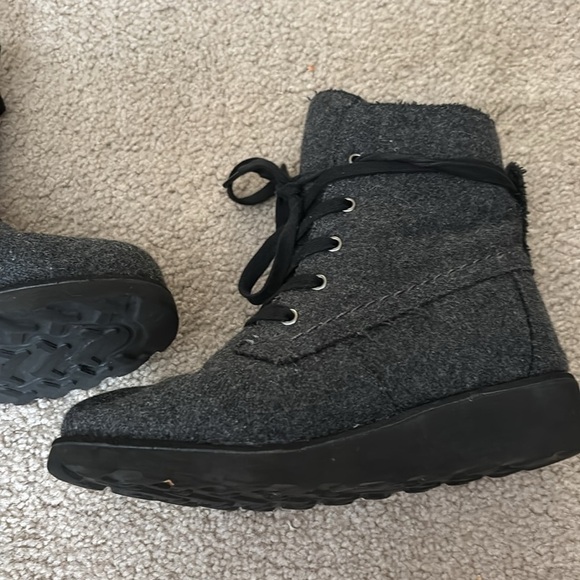 Bear Paw slipper booties size 6 - Picture 5 of 8